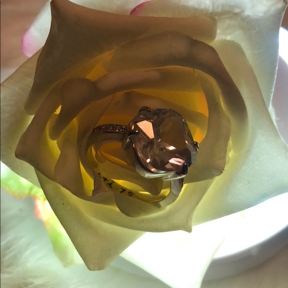 Crystal Ring - Picture 2 of 6